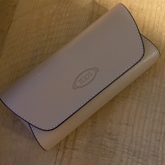 TOD’S 52mm Square Sunglasses - Picture 4 of 7